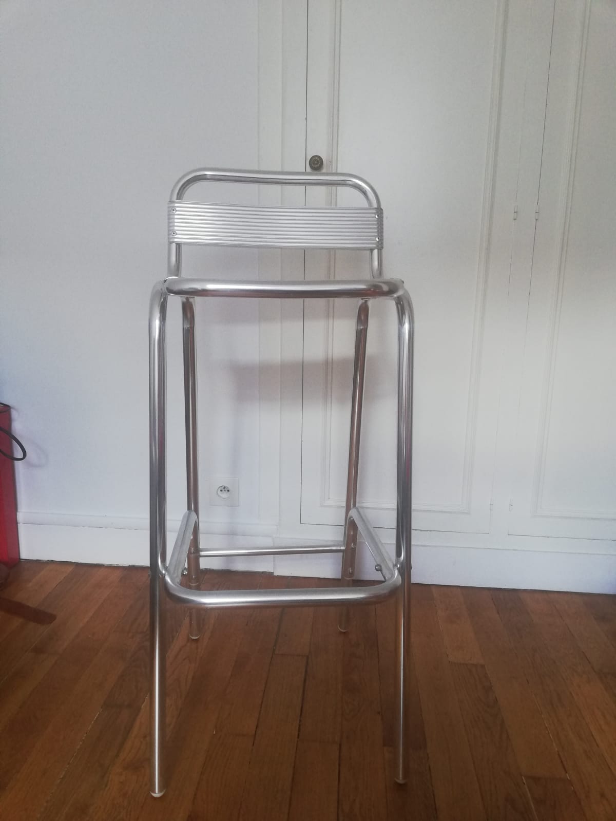 2 tabourets en métal – Image 3