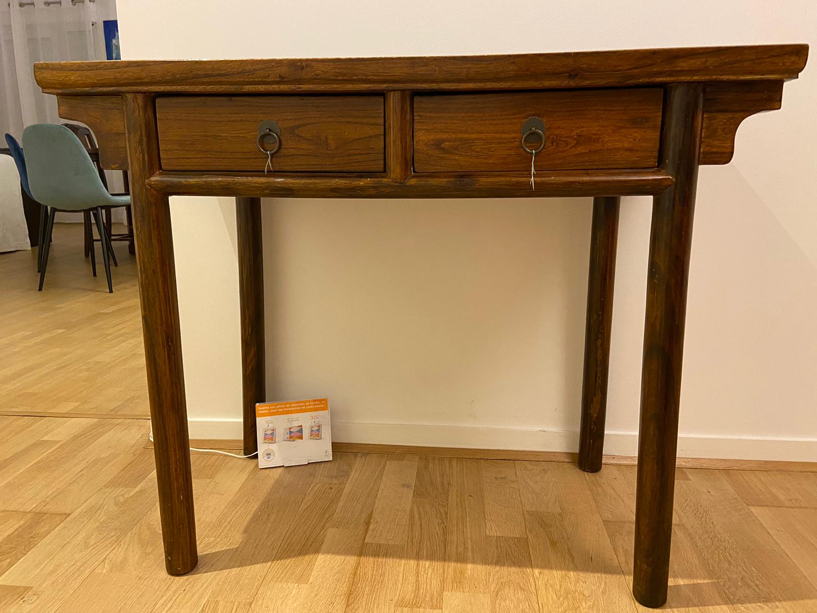Bureau en bois exotique – Image 2