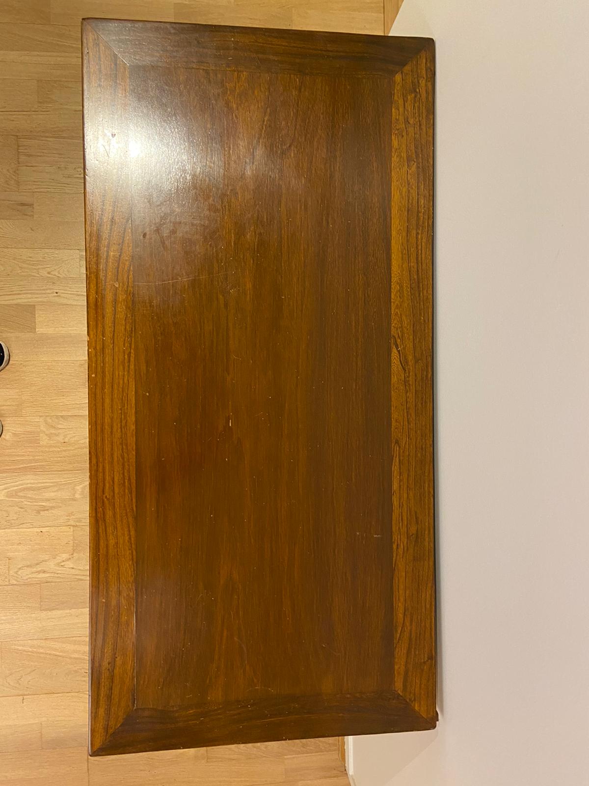 Bureau en bois exotique – Image 4