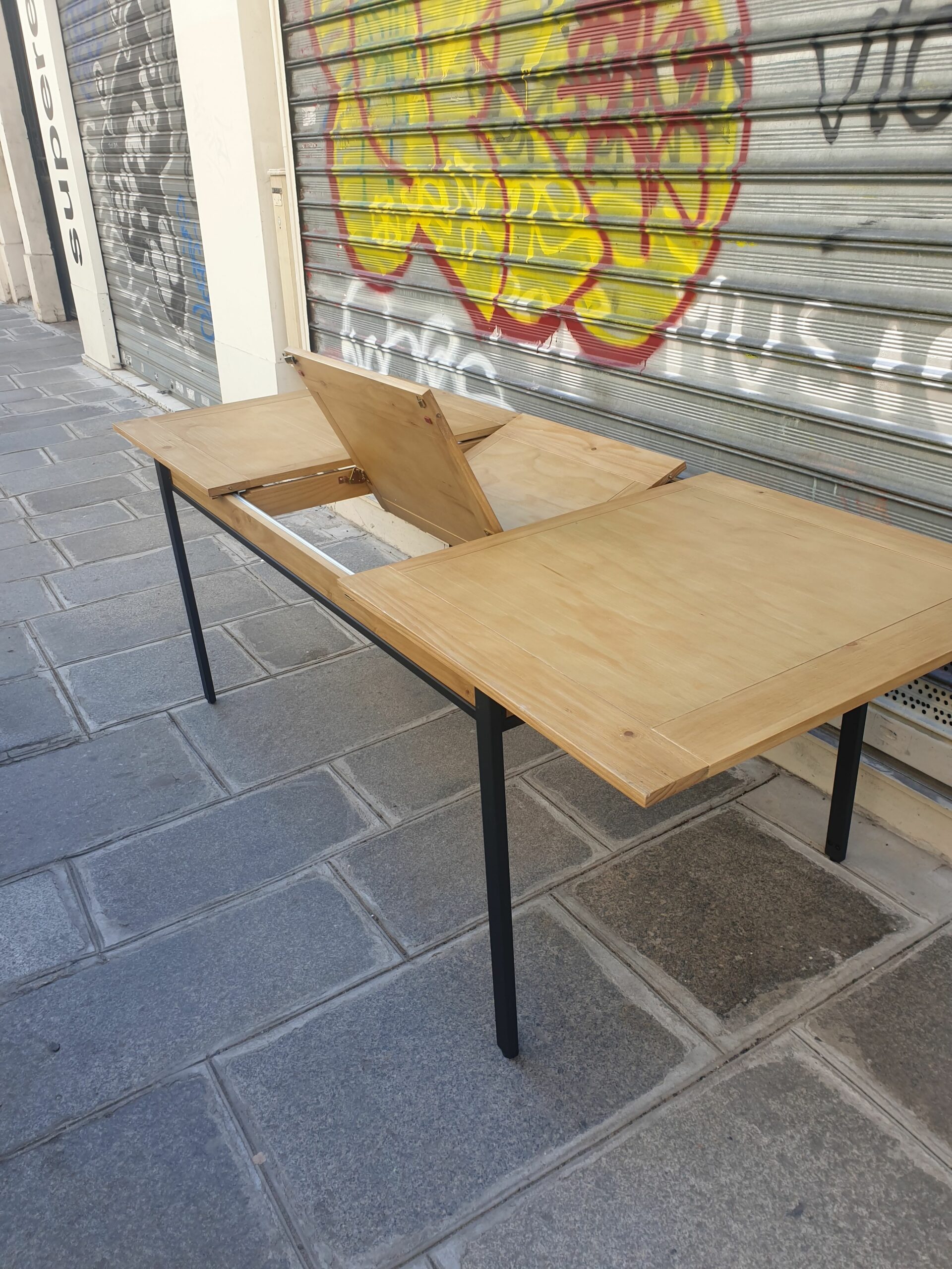 Table papillon bois et acier laqué – Image 6