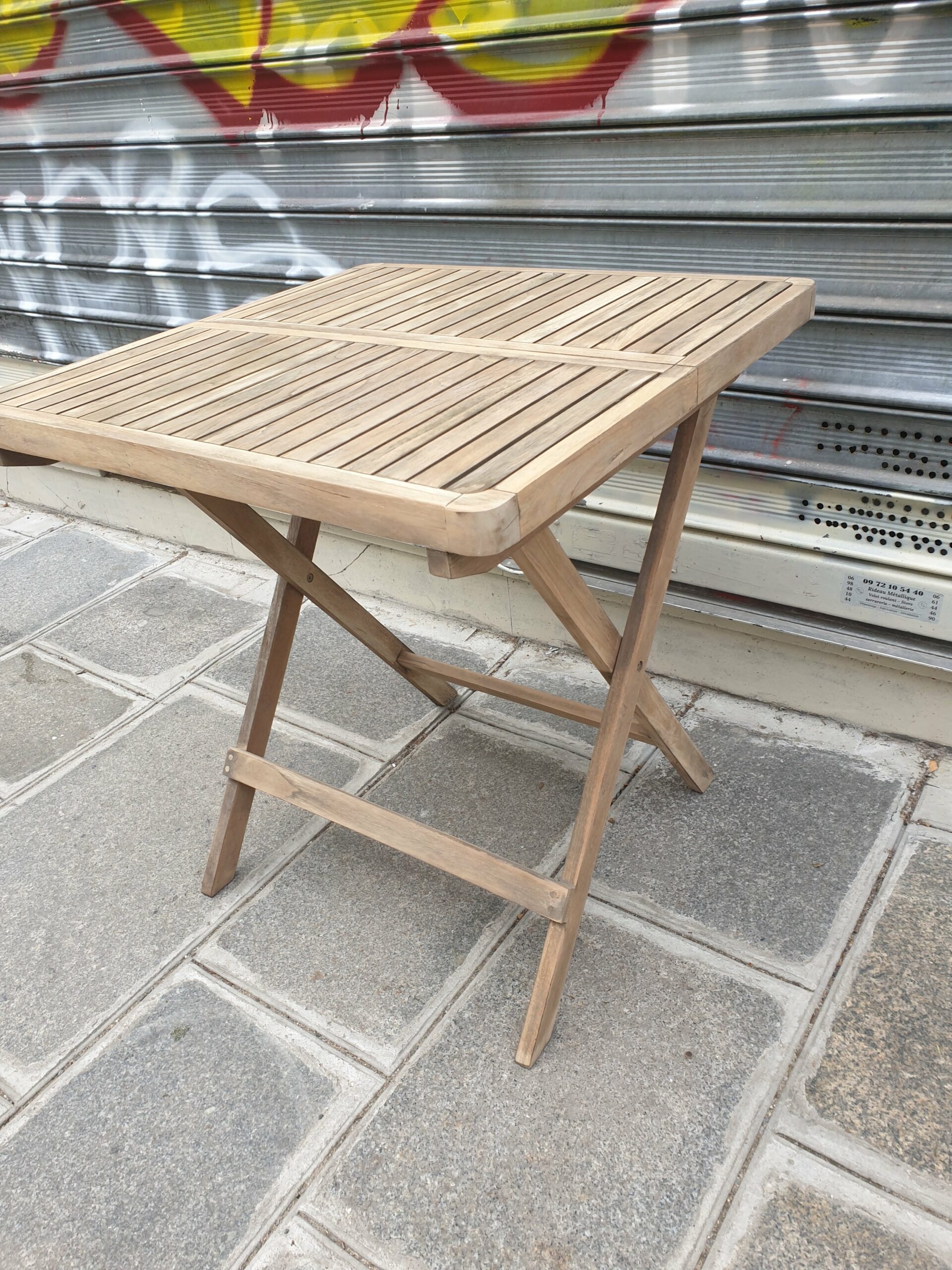 Table de jardin pliante en teck – Image 4