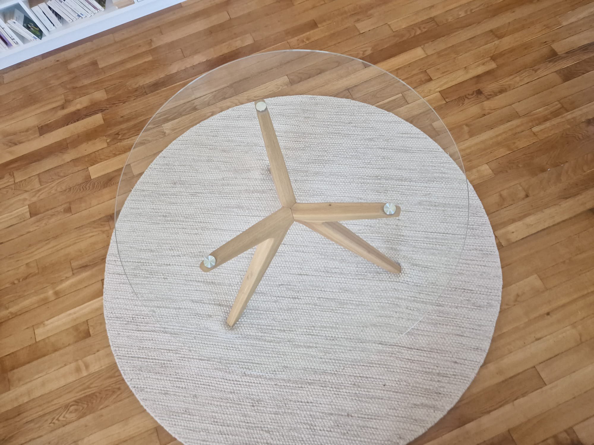 Table à manger en verre et bois modèle Fabian Alinéa – Image 4