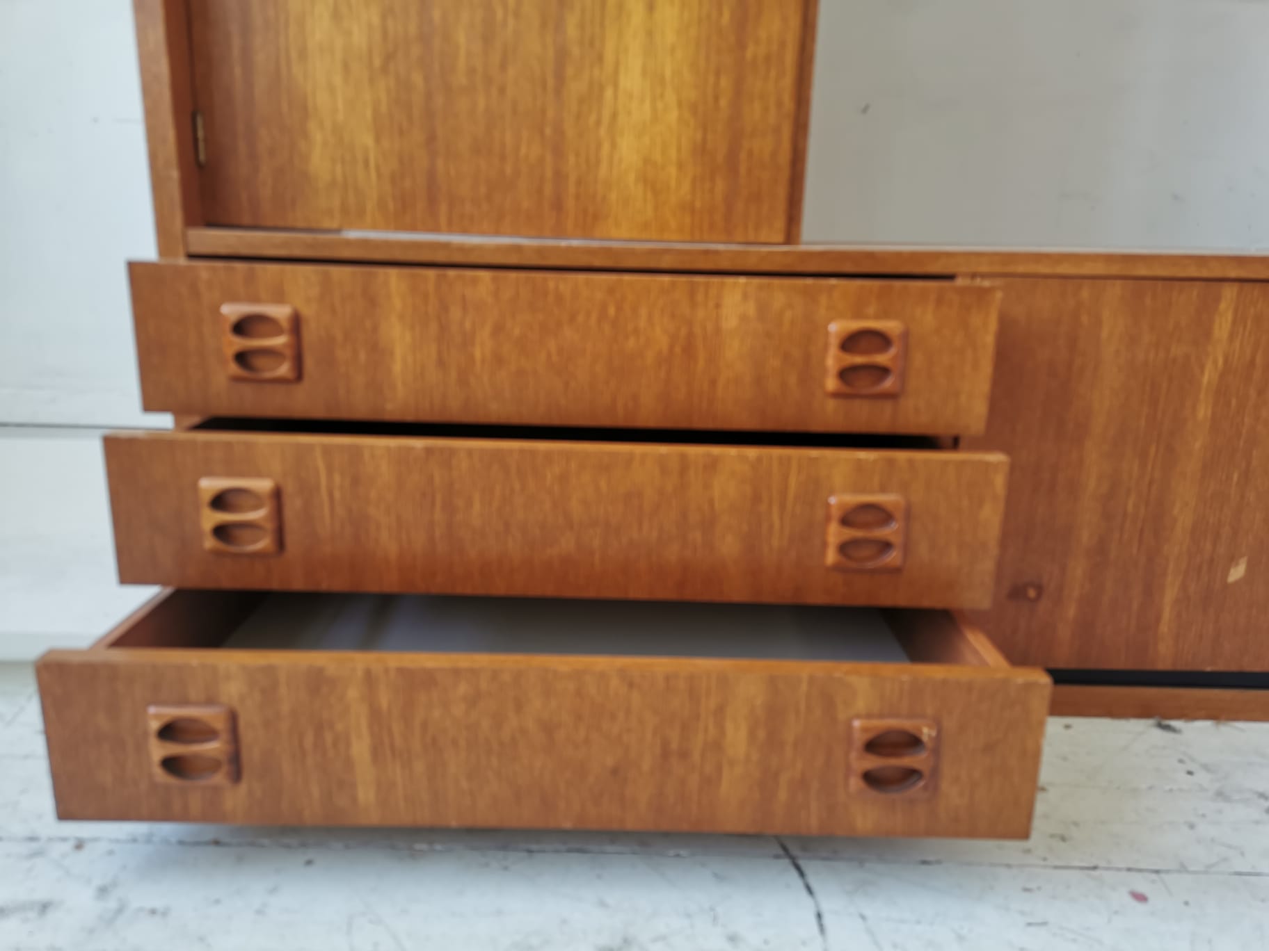 Meuble TV en Tech vintage – Image 2