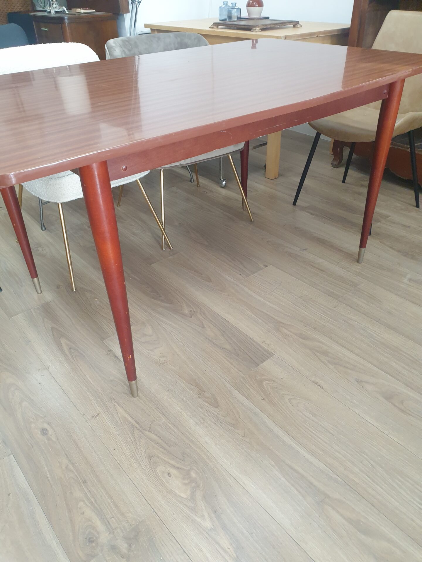 Belle table à manger en formica – Image 6