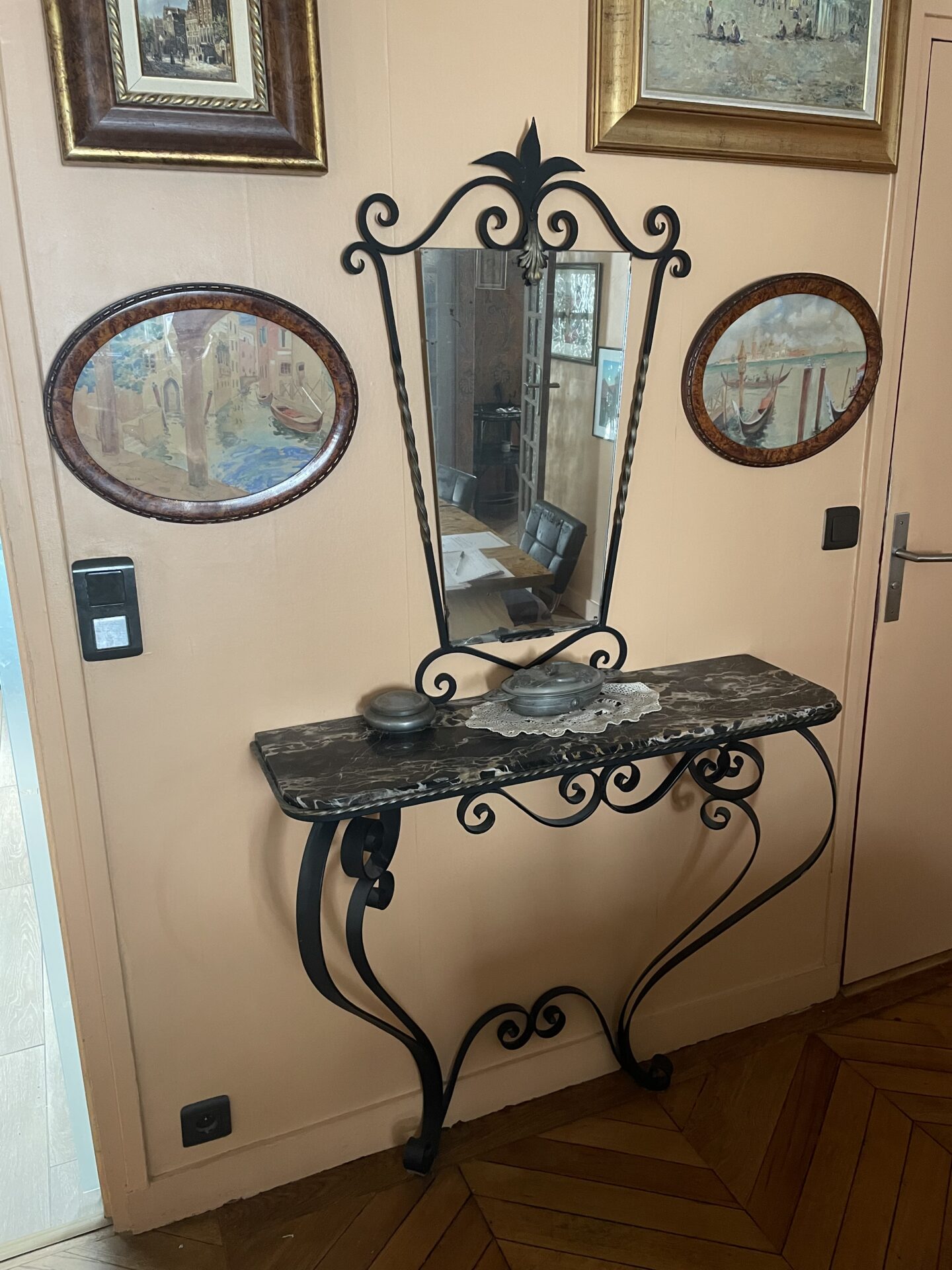 Coiffeuse Art Déco en fer forgé – Image 2