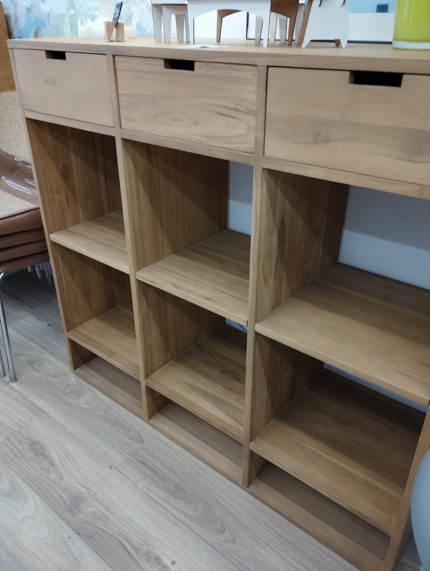 Bibliothèque meuble rangement Miho en chêne massif – Image 4