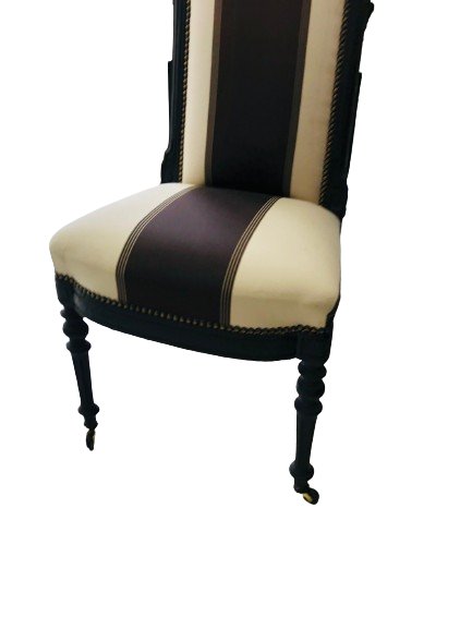 Lot de 3 chaises style Napoléon 3 en bois sur roulettes