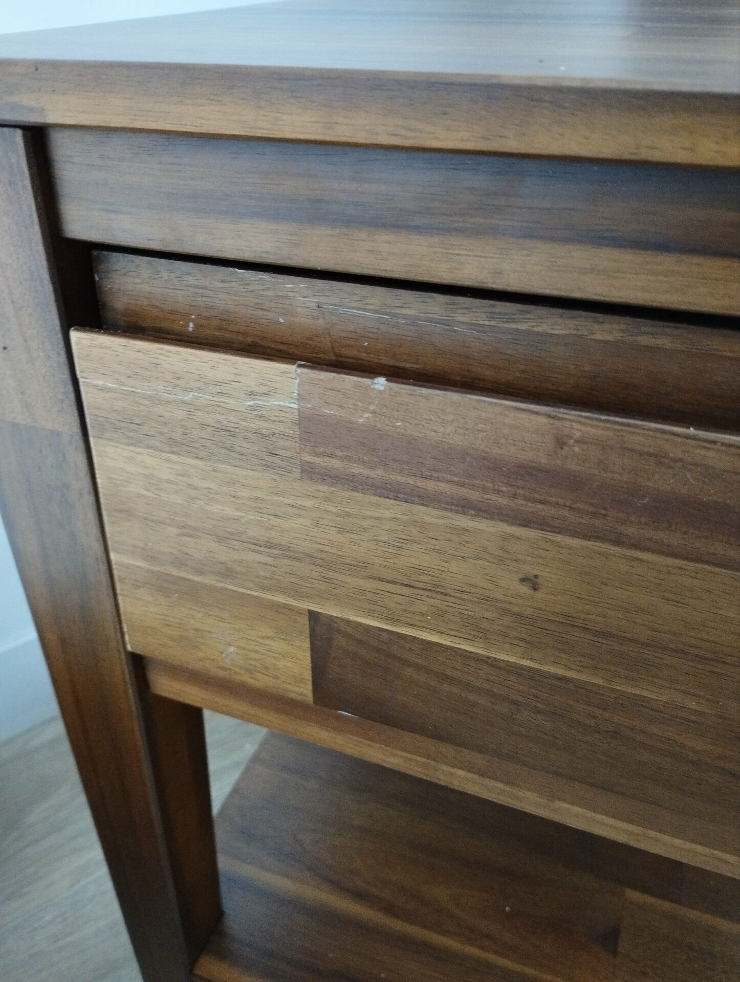 table de chevet alinéa en acacia – Image 3