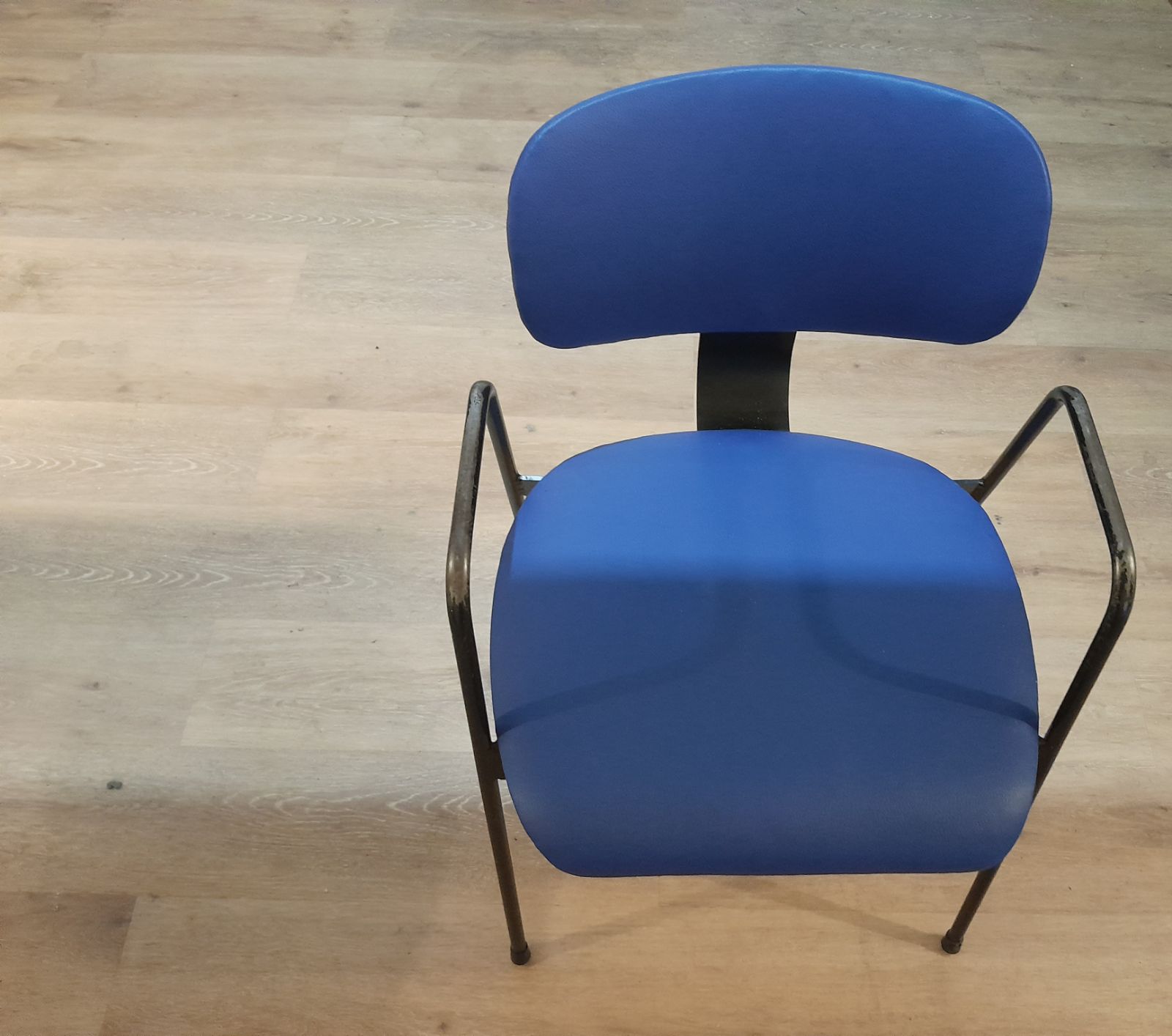 Fauteuil vintage Tubax années 50 – Image 4