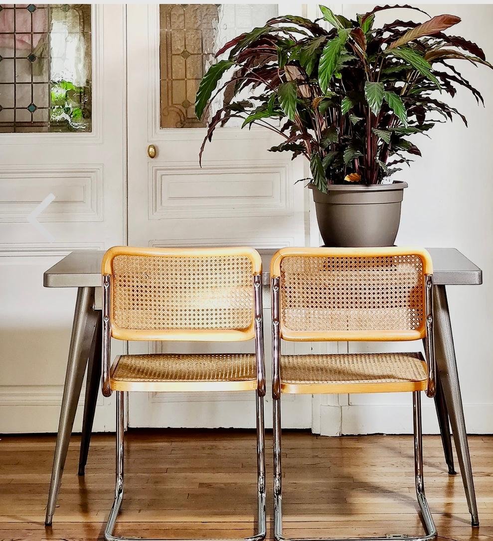 Tabl Tolix 55 en tôle d' acier lustré vintage – Image 3