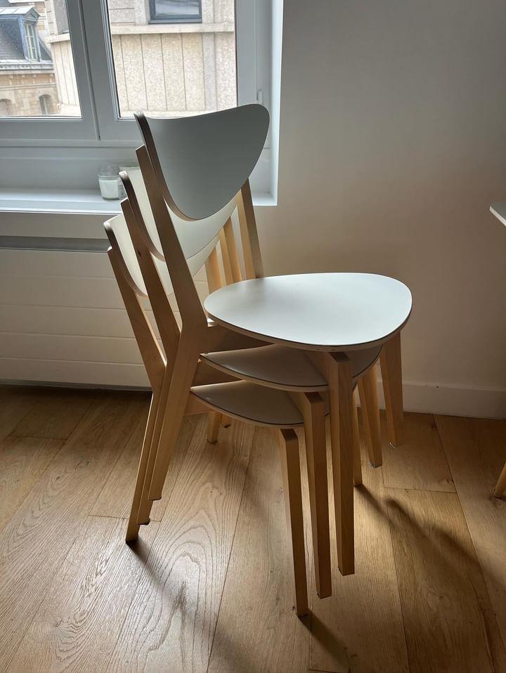Lot 4 chaises Scandinaves – Image 4
