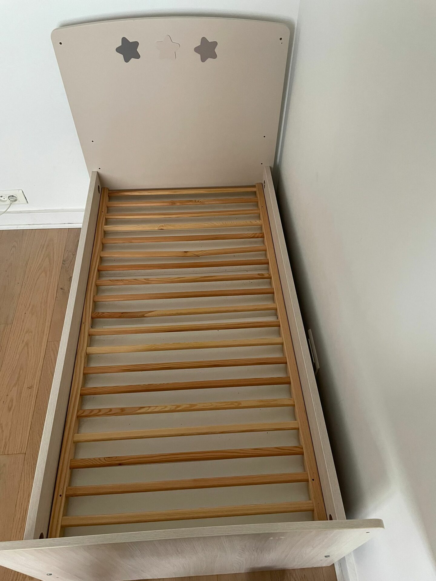 Lit double 140cm en bois – Image 3