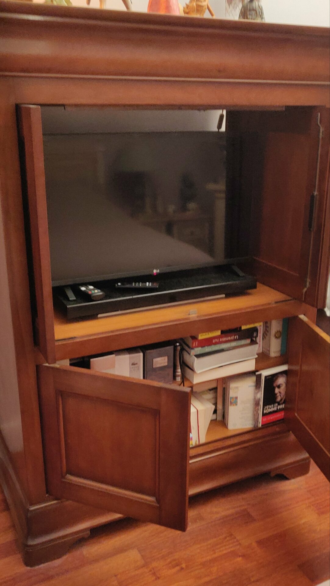 Meuble TV en merisier – Image 2