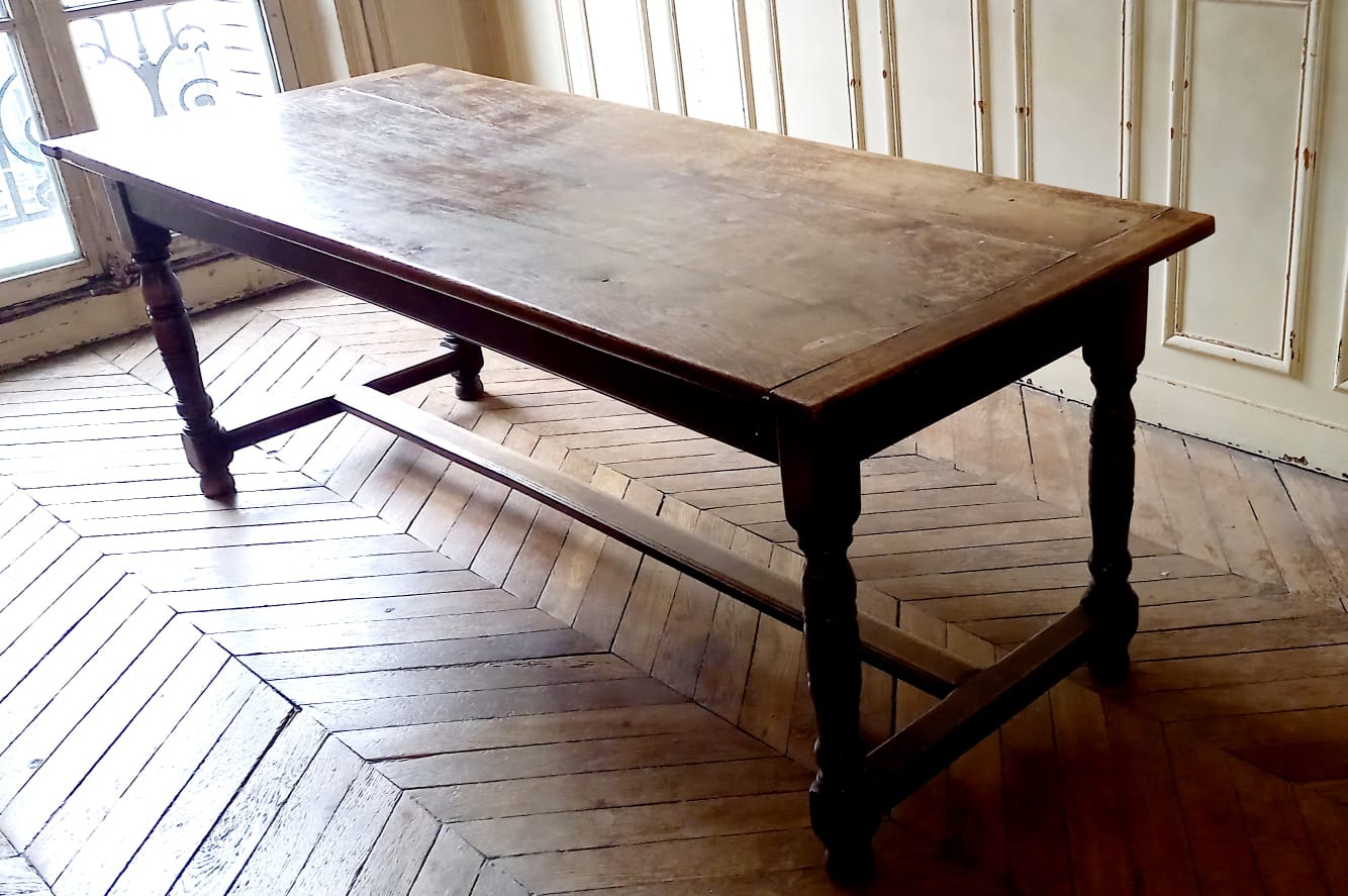 Grande table de salon en bois – Image 2