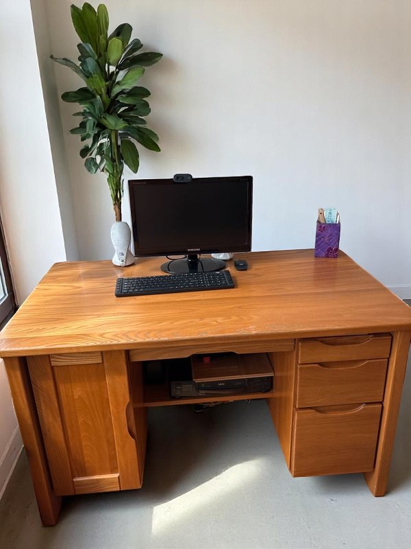 Beau bureau en bois – Image 2