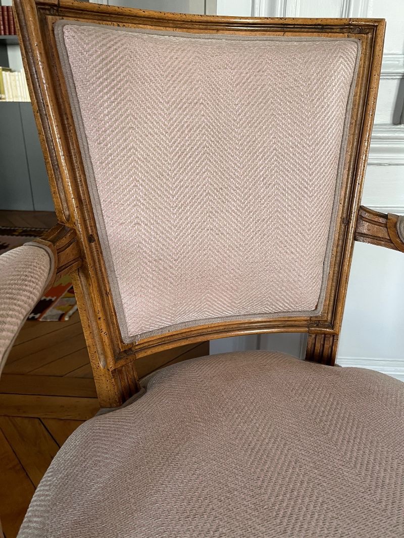 Paire de fauteuil style Louis XVI – Image 3