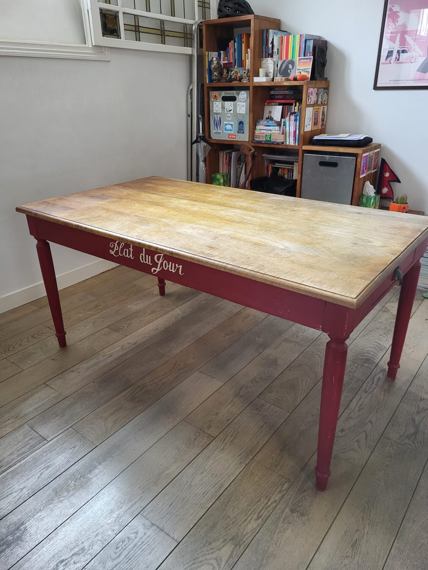 Table de salle à manger - manguier massif bicolore (naturel et rouge) Maison du monde – Image 8