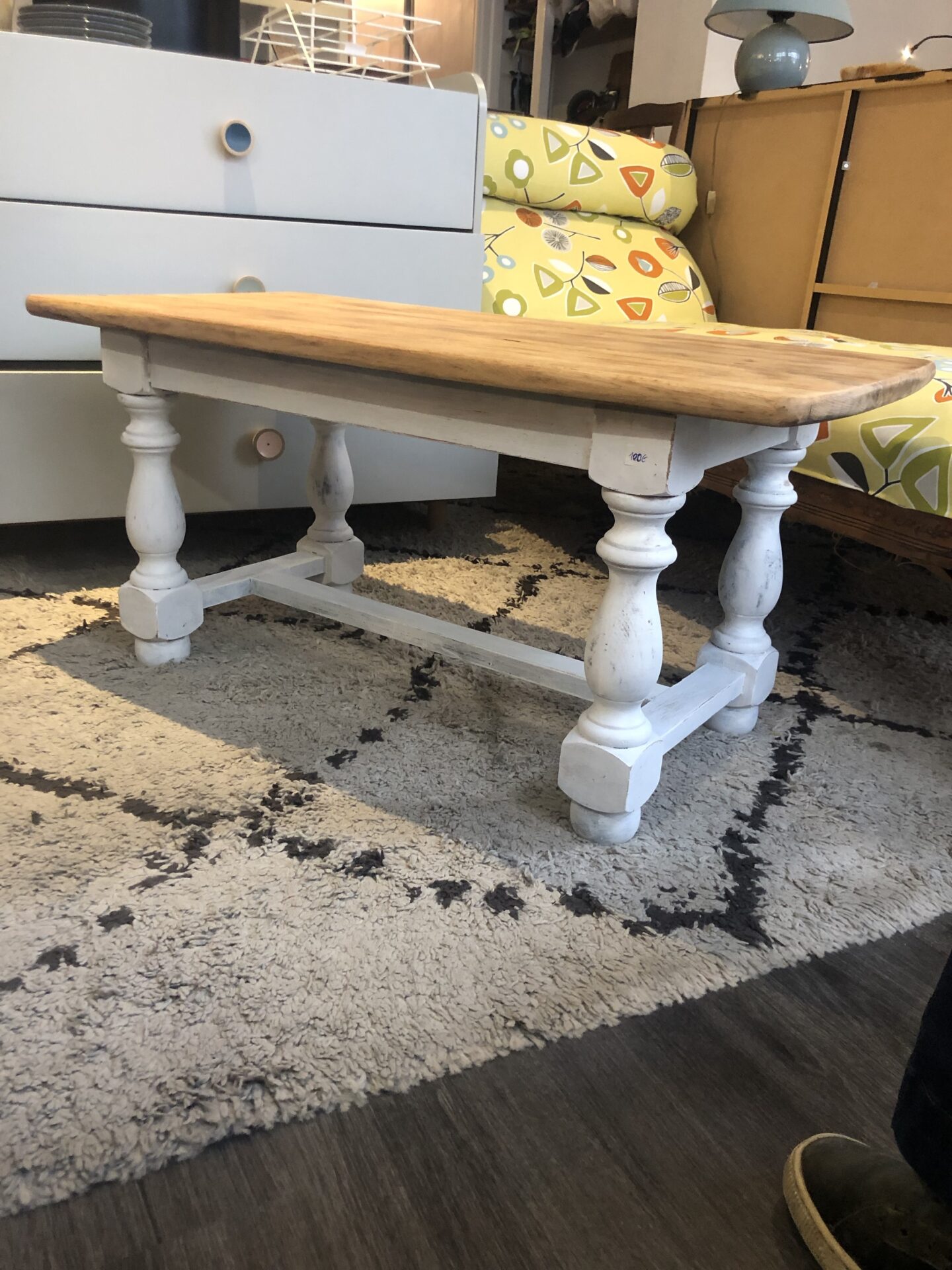 Table basse en bois massif naturel et noire – Image 3