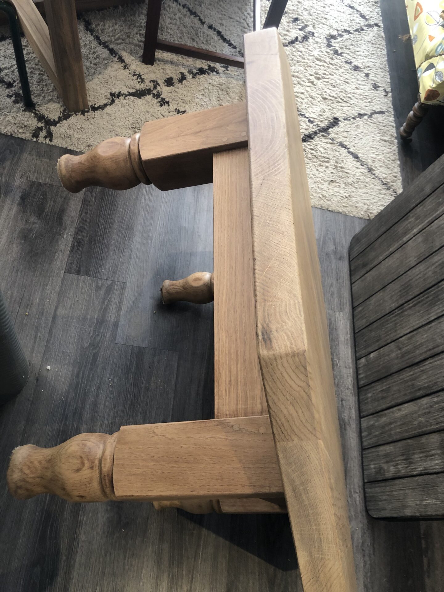Table basse octogonale en chêne massif – Image 4