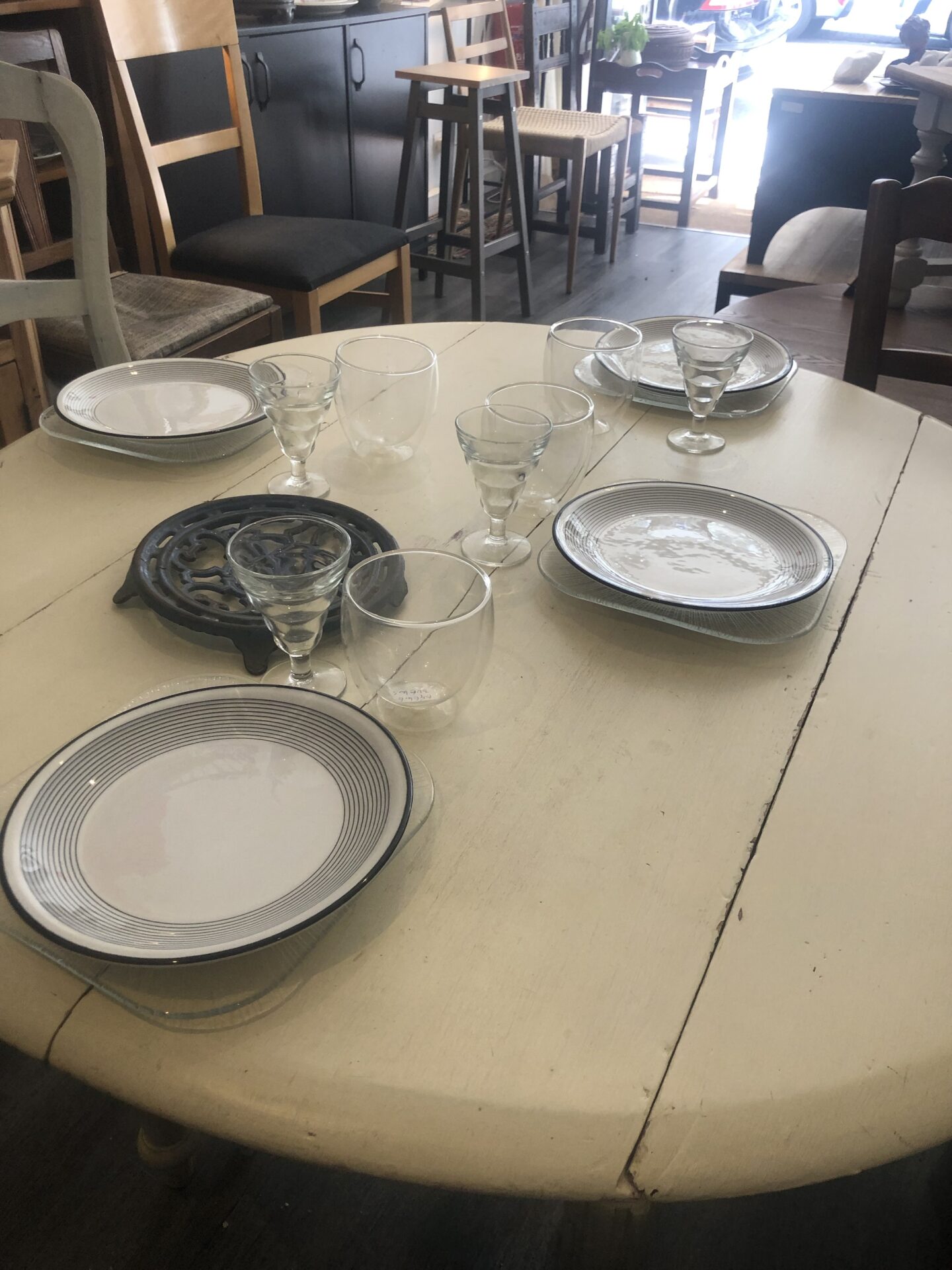 Table de salle à manger patine blanche (2 rabats 1 rallonge) – Image 4