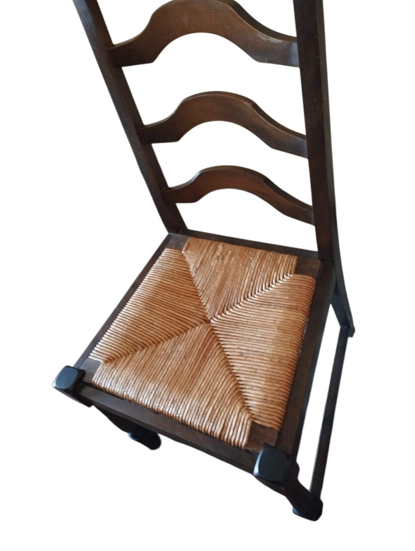 4 chaises rustiques