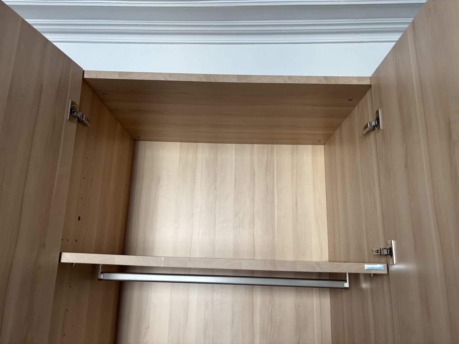 Armoire penderie à 2 portes dont une miroir – Image 3