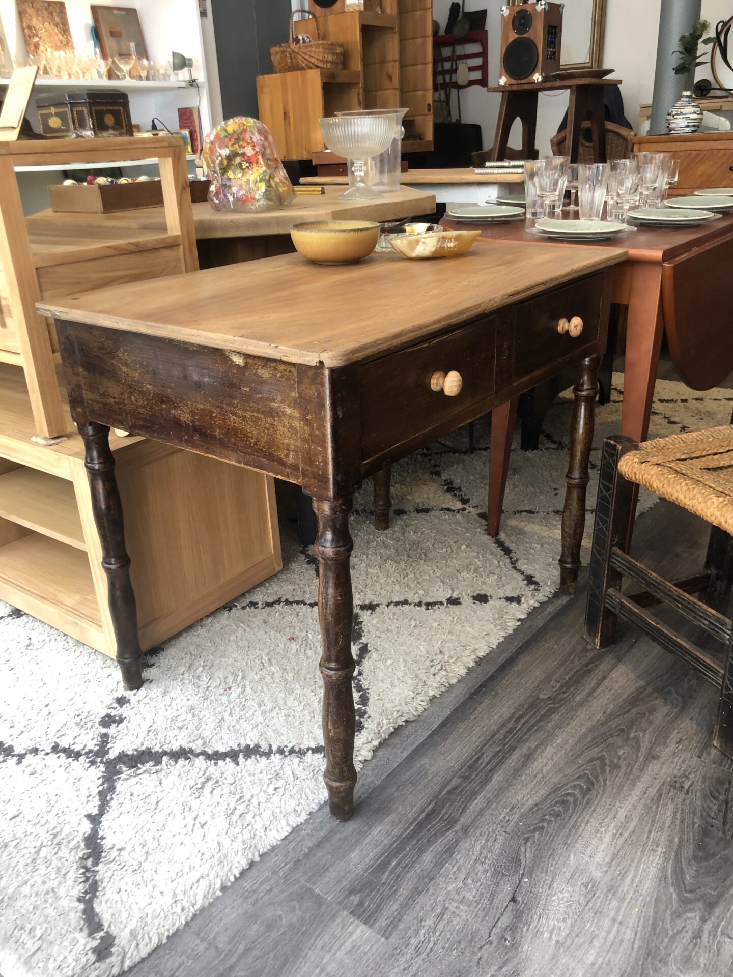 Bureau / table de cuisine / console – Image 3