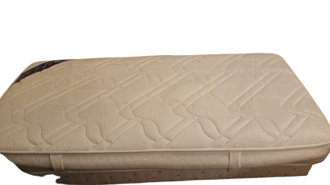 Lit sommiers à lattes tapissier epeda et matelas merinos