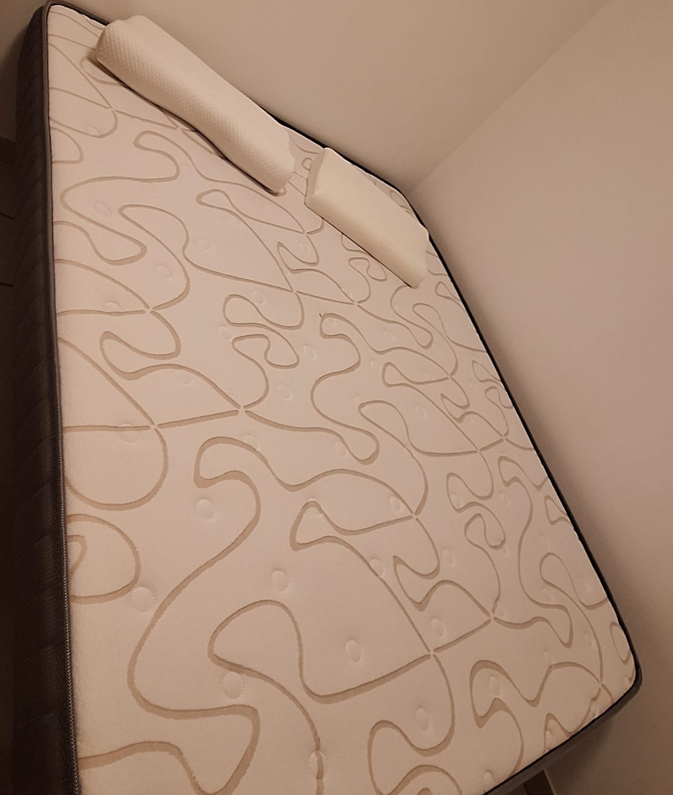 Sommier et matelas en mémoire de forme 160 x 200 – Image 2
