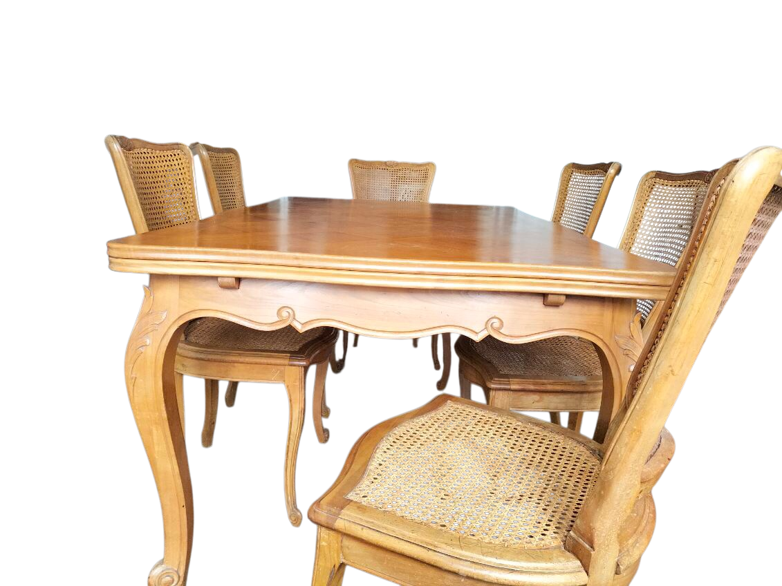 6 chaises cannées. Vendables par 2