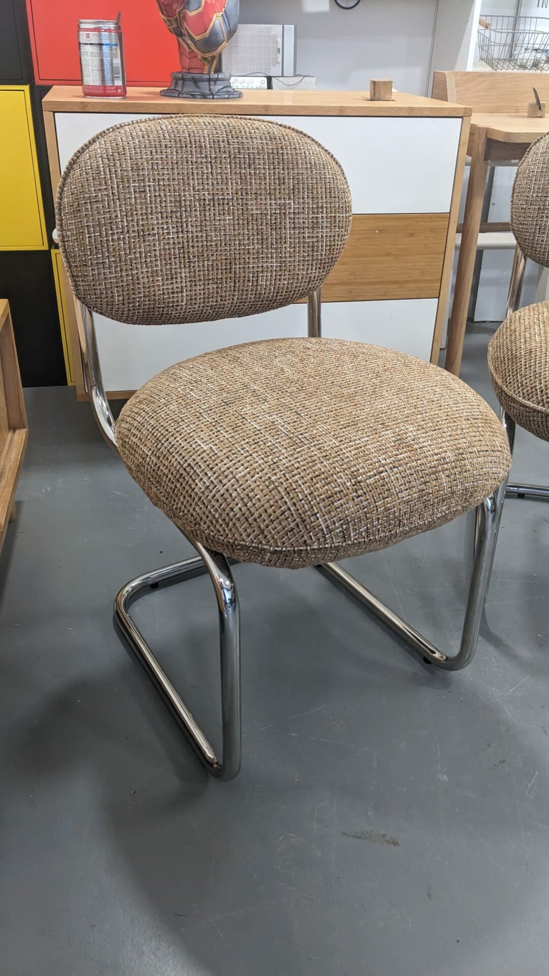Paire de Chaises, Tweed marron caramel & métal chromé AMBERTA – Image 3