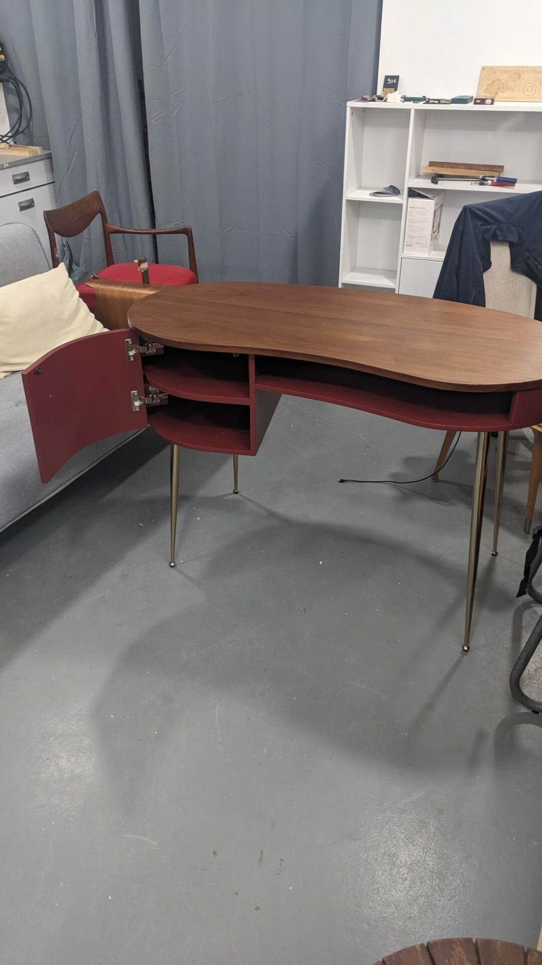 Bureau vintage haricot – Image 6