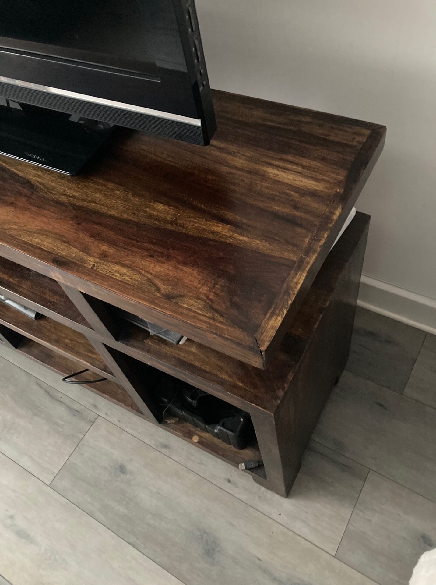 Meuble TV en bois exotique ITINÉRAIRE – Image 3