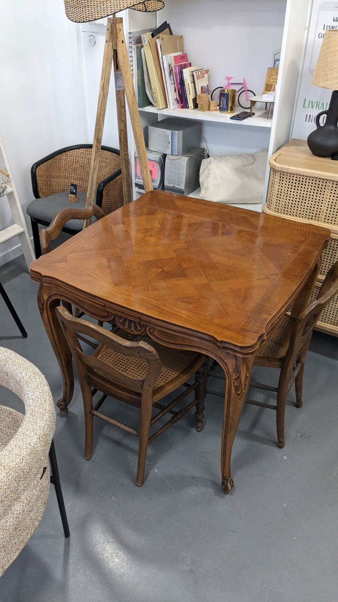 Table en marqueterie extensible – Image 6