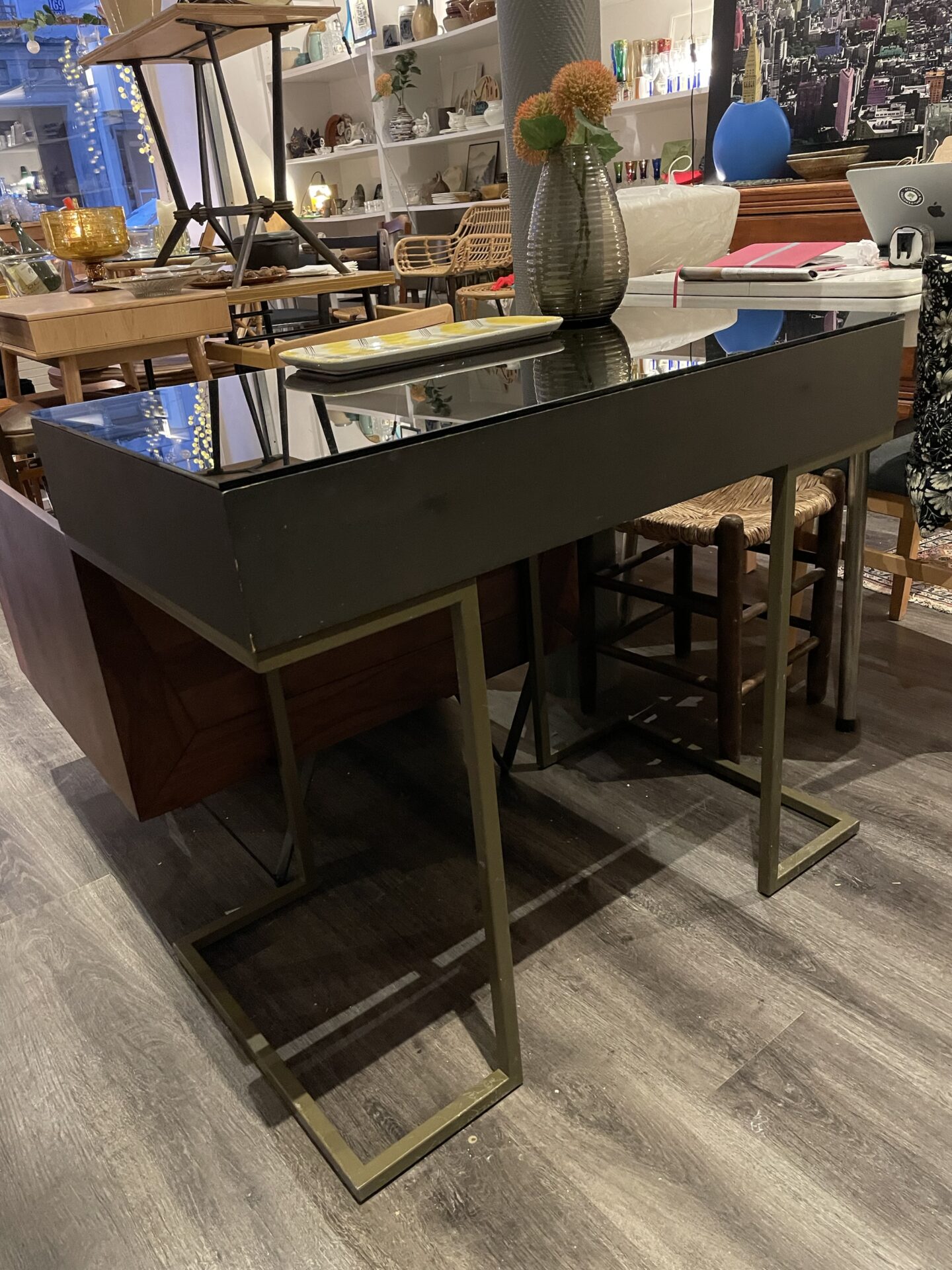 Bureau en verre fumé – Image 3