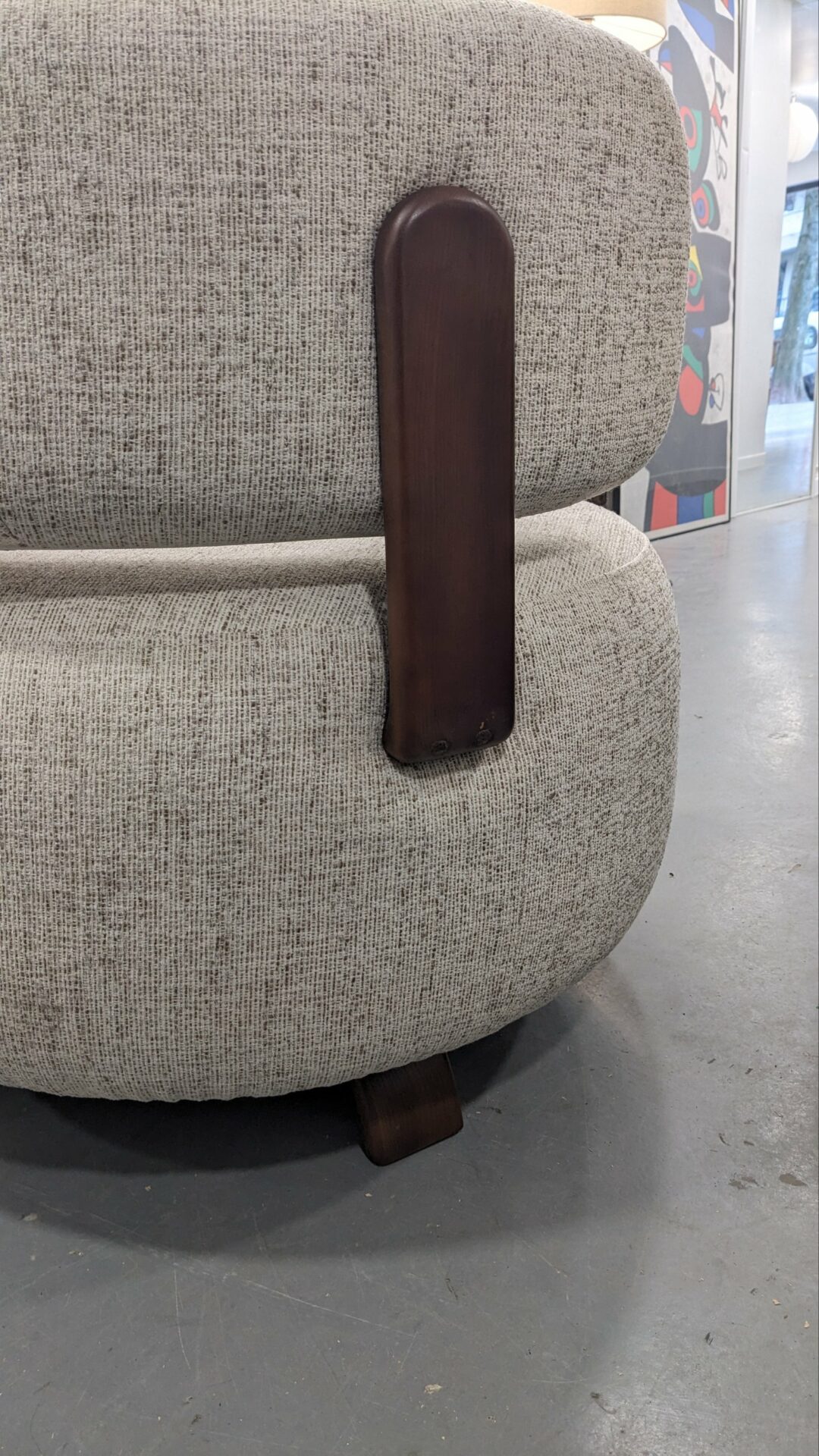 Fauteuil Platon noyer et tissu chiné – Image 5