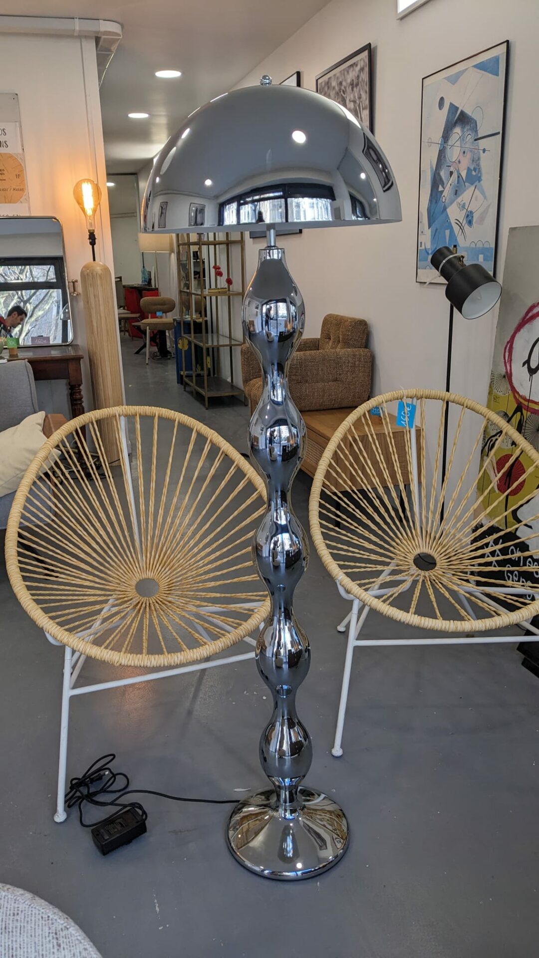 Lampadaire POWERS – Image 3