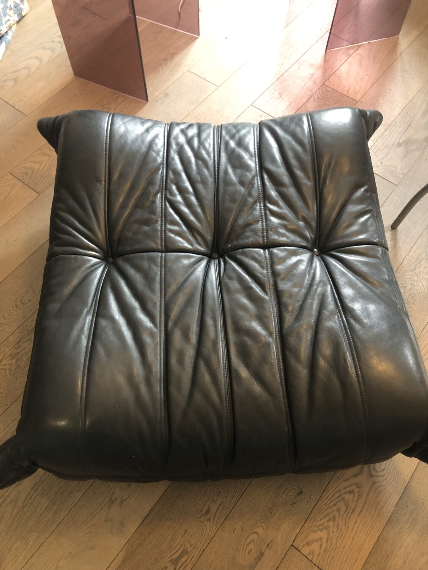 Pouf cuir Togo authentique – Image 2