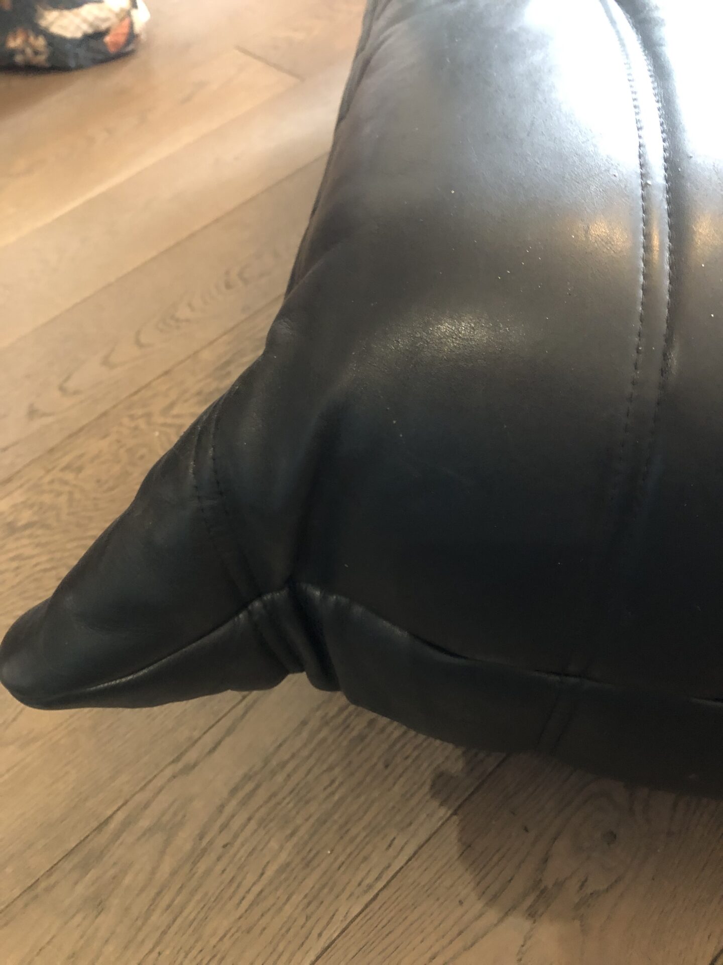 Pouf cuir Togo authentique – Image 3
