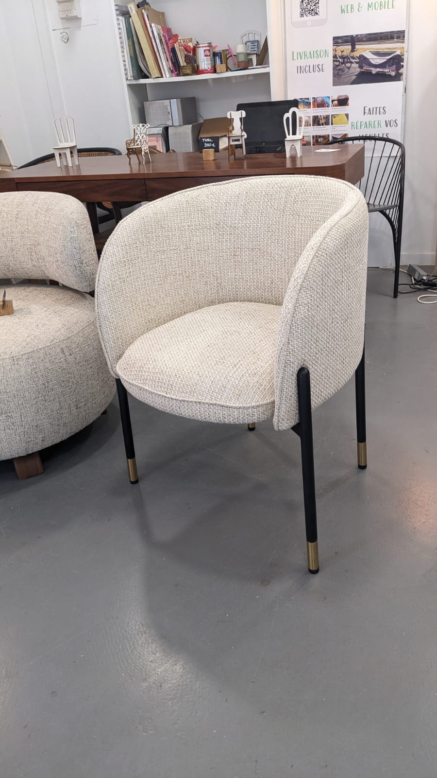 Chaise, Tweed crème & métal noir CHUCK – Image 3
