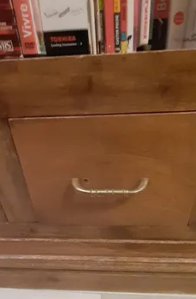 Armoire-bibliothèque vintage en bois massif – Image 3