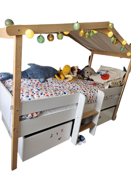 Lit pilotis enfant