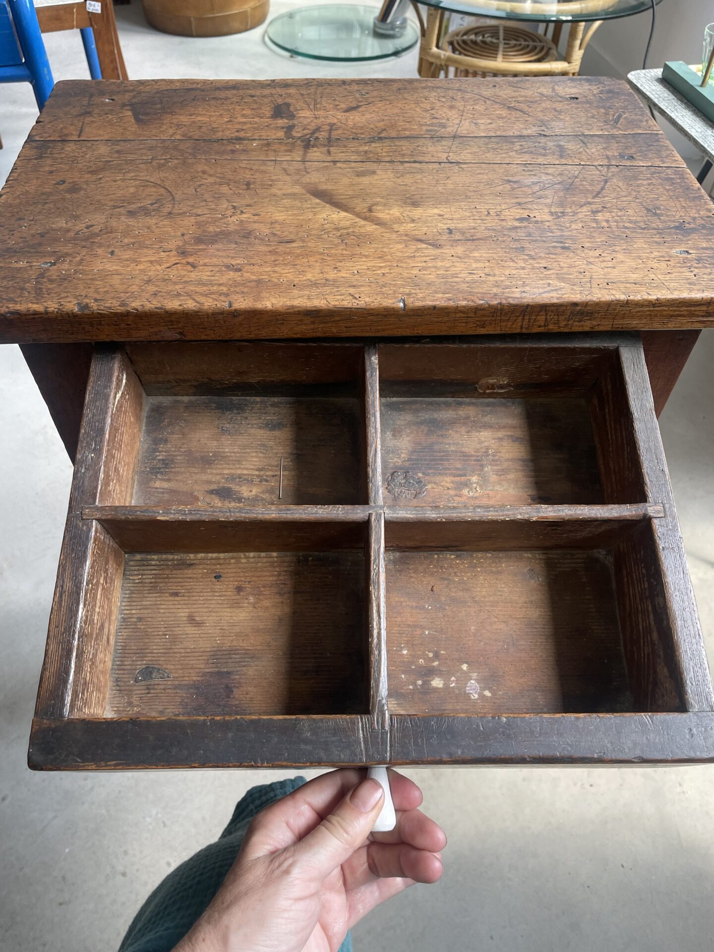 Table de chevet ancienne – Image 8