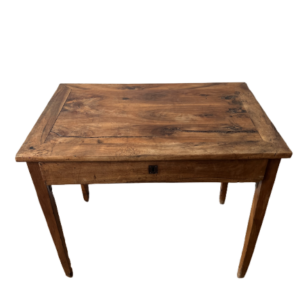 Petite table ancienne