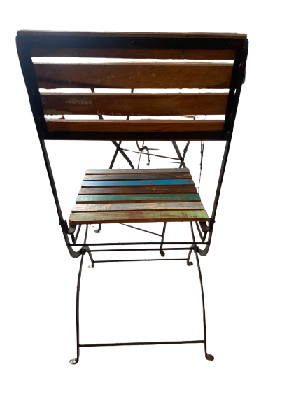 Table de bistrot Maisons du Monde et ses 2 chaises pliantes – Image 3