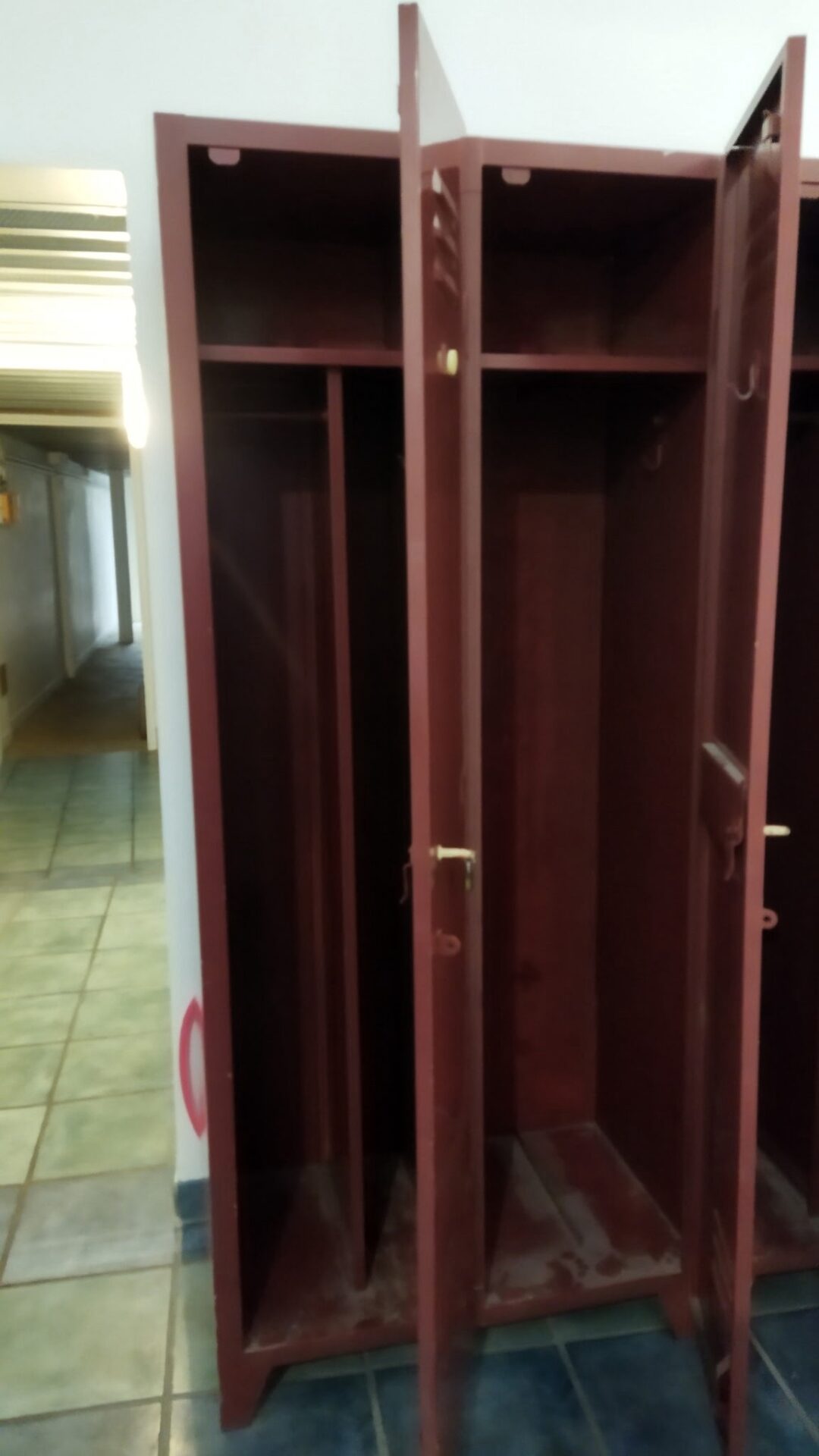 Armoire vestiaire en inox – Image 3