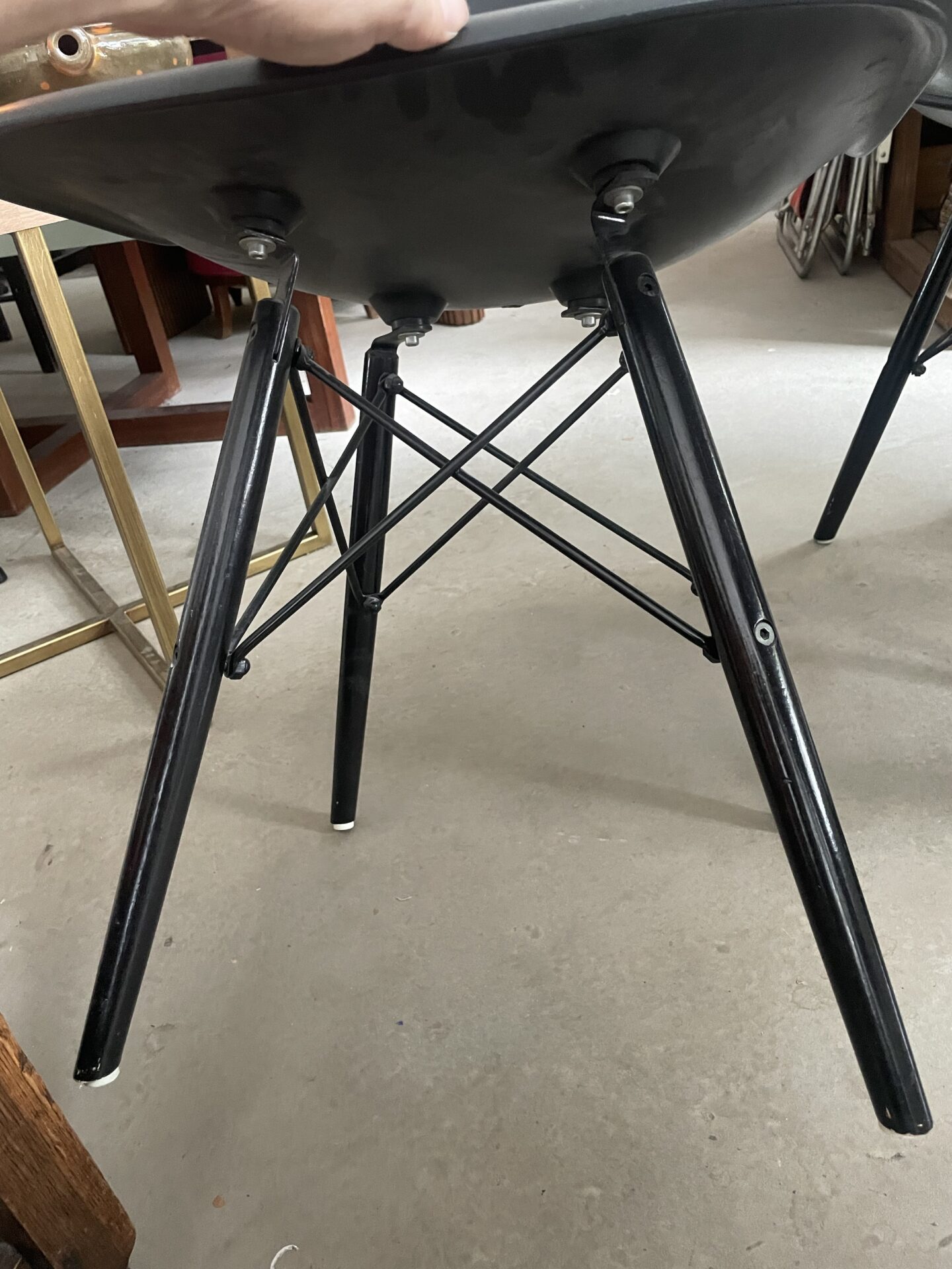 5 chaises modernes noires – Image 4