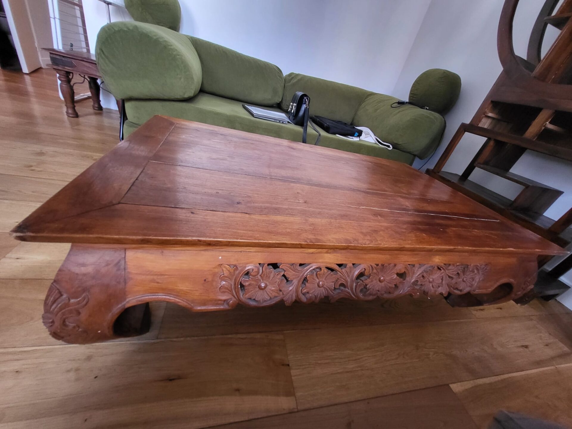 Table basse en bois ancienne – Image 2