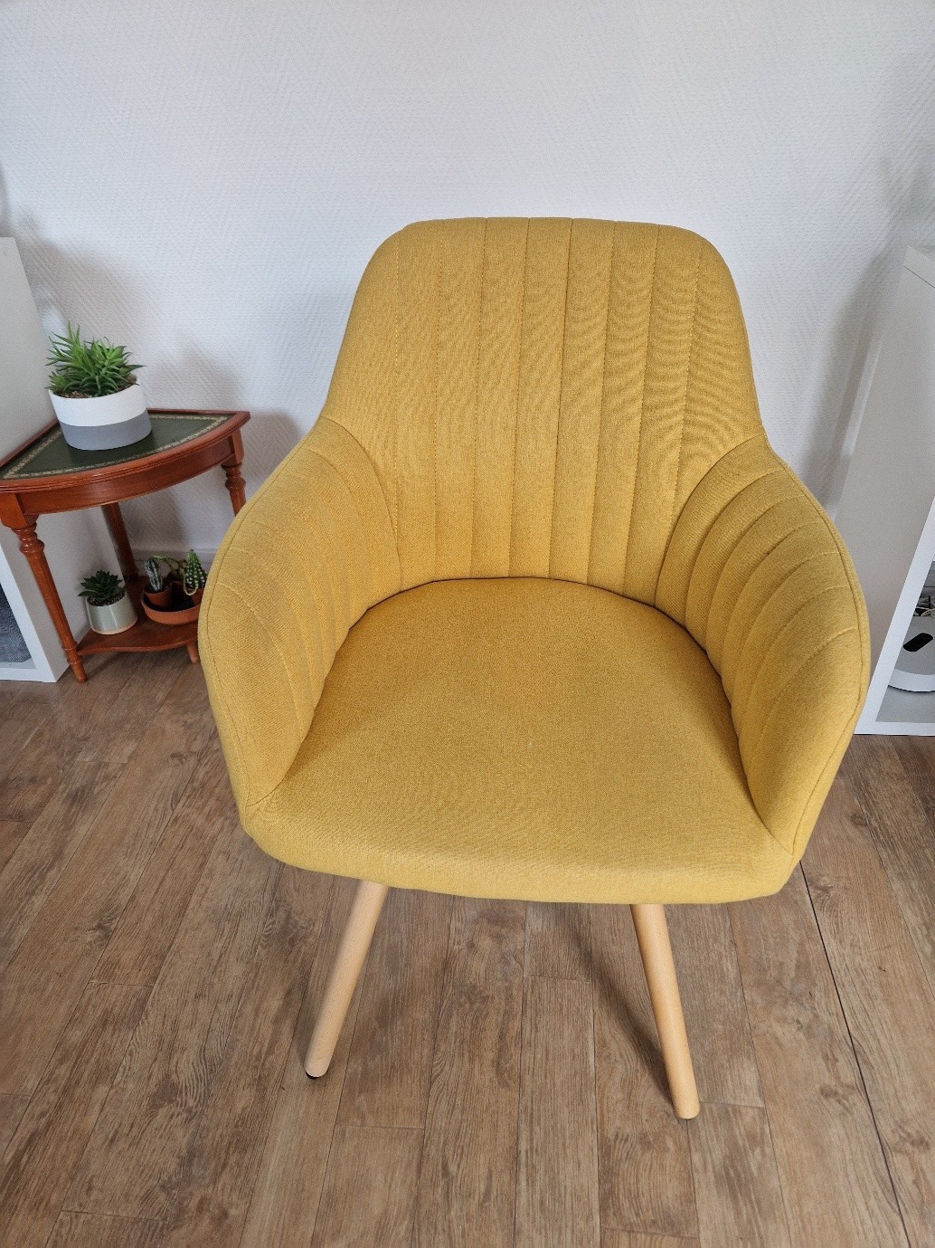 Fauteuil jaune – Image 2