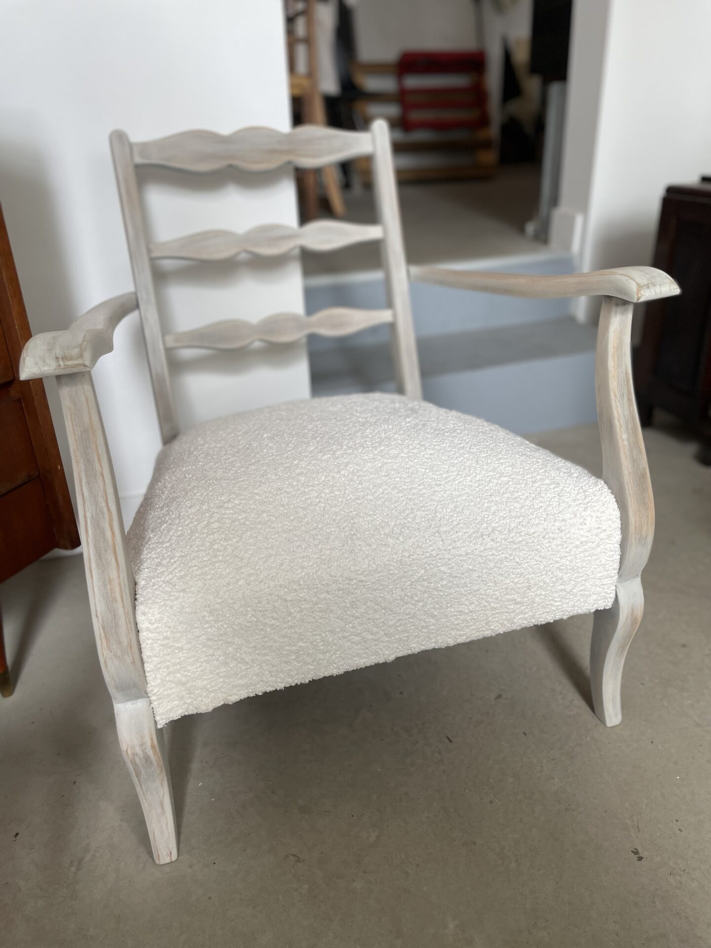 Fauteuil ancien revisité – Image 6